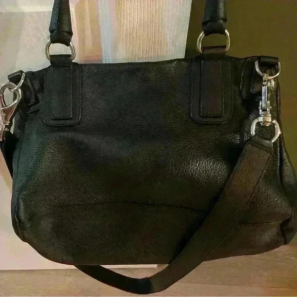 Authentic  Givenchy Pandora Shoulder Bag - Picture 5 of 14